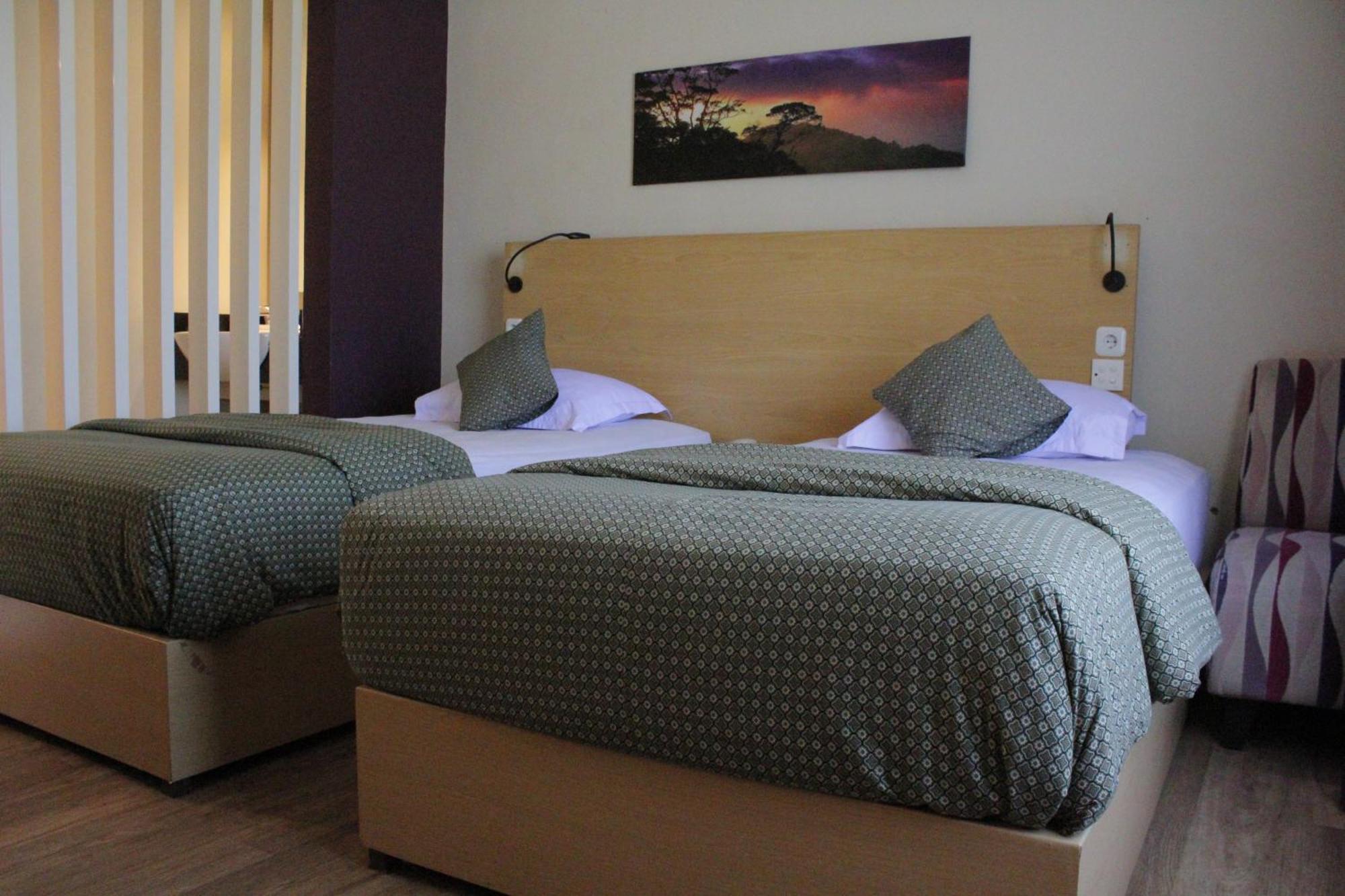 Lux Tychi Hotel Μαλάνγκ Εξωτερικό φωτογραφία