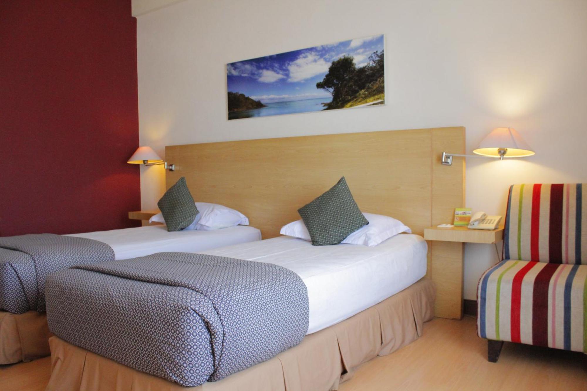 Lux Tychi Hotel Μαλάνγκ Εξωτερικό φωτογραφία