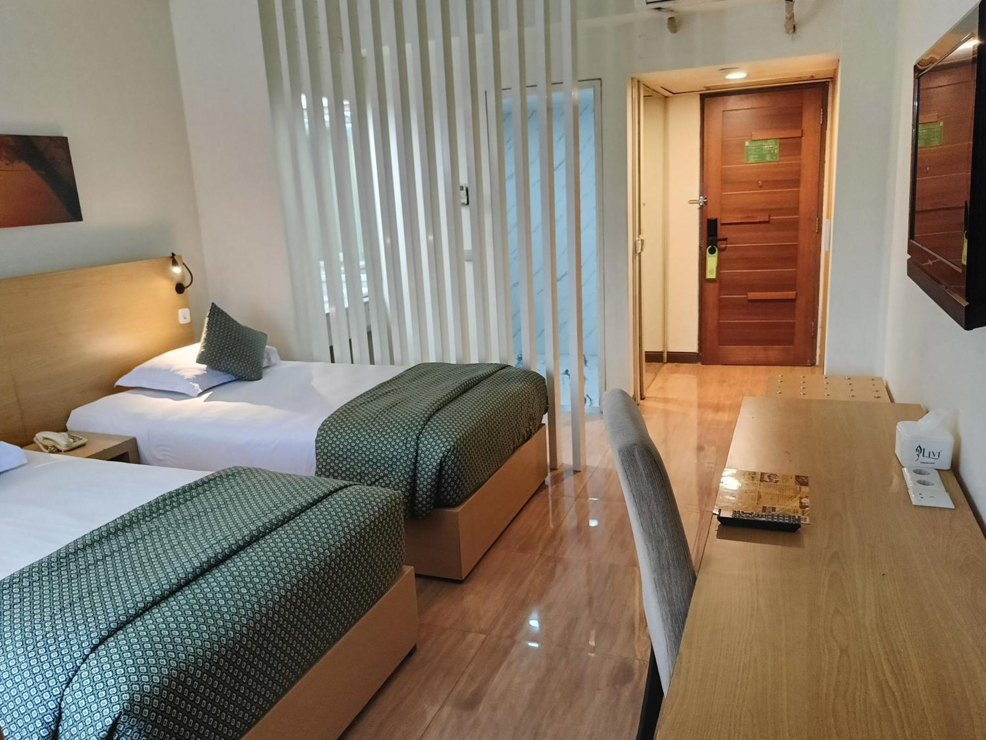 Lux Tychi Hotel Μαλάνγκ Εξωτερικό φωτογραφία