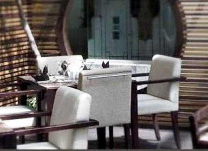Lux Tychi Hotel Μαλάνγκ Εξωτερικό φωτογραφία